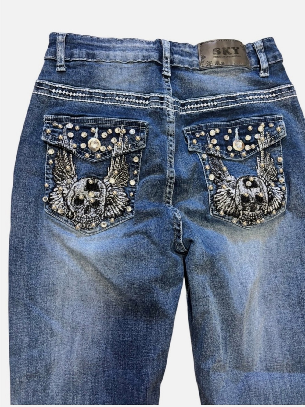 Sky Blue Embroidered Winged Skull Jeans with Studded Back Pockets Stretch Sz 9